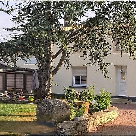 Bed and Breakfast Entre Marais Et Gatine Saint-Pompain Exterior foto
