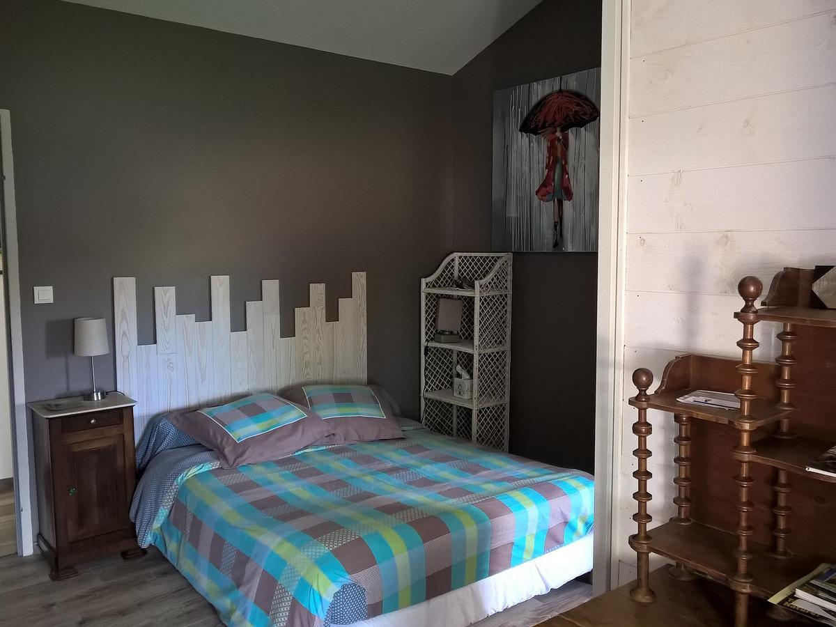 Bed and Breakfast Entre Marais Et Gatine Saint-Pompain Exterior foto